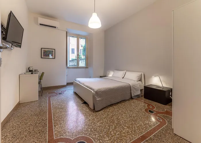 Guest house Azzurra - Metro Lodi & Wi-fi Rome